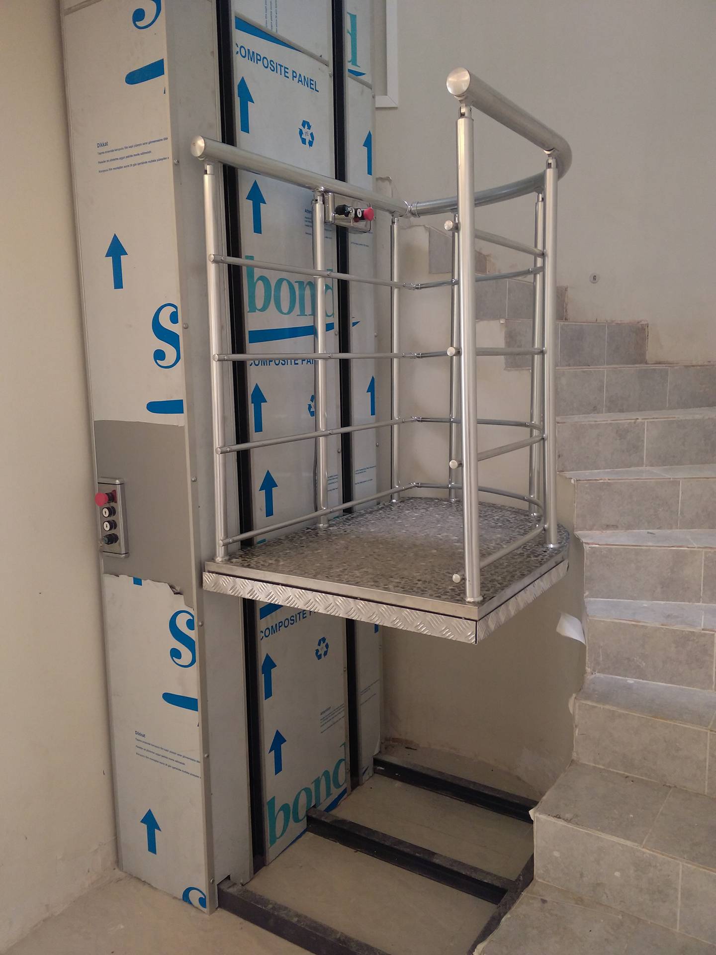 Gaziantep Bina İçi Merdiven Boşluğu Asansör Uygulaması